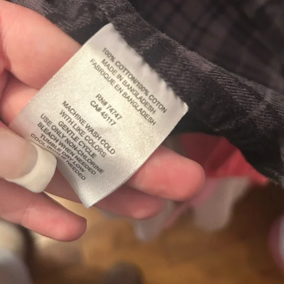 Hobbs Creek Plaid Button Up - Picture 4 of 4